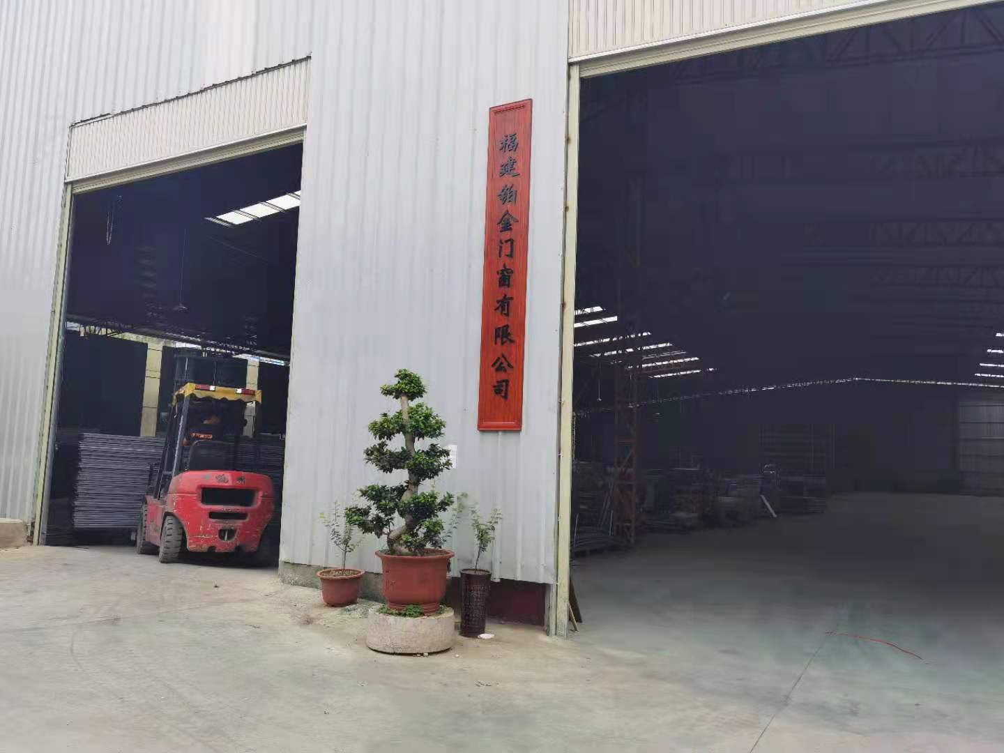 ��I(y��)Logo